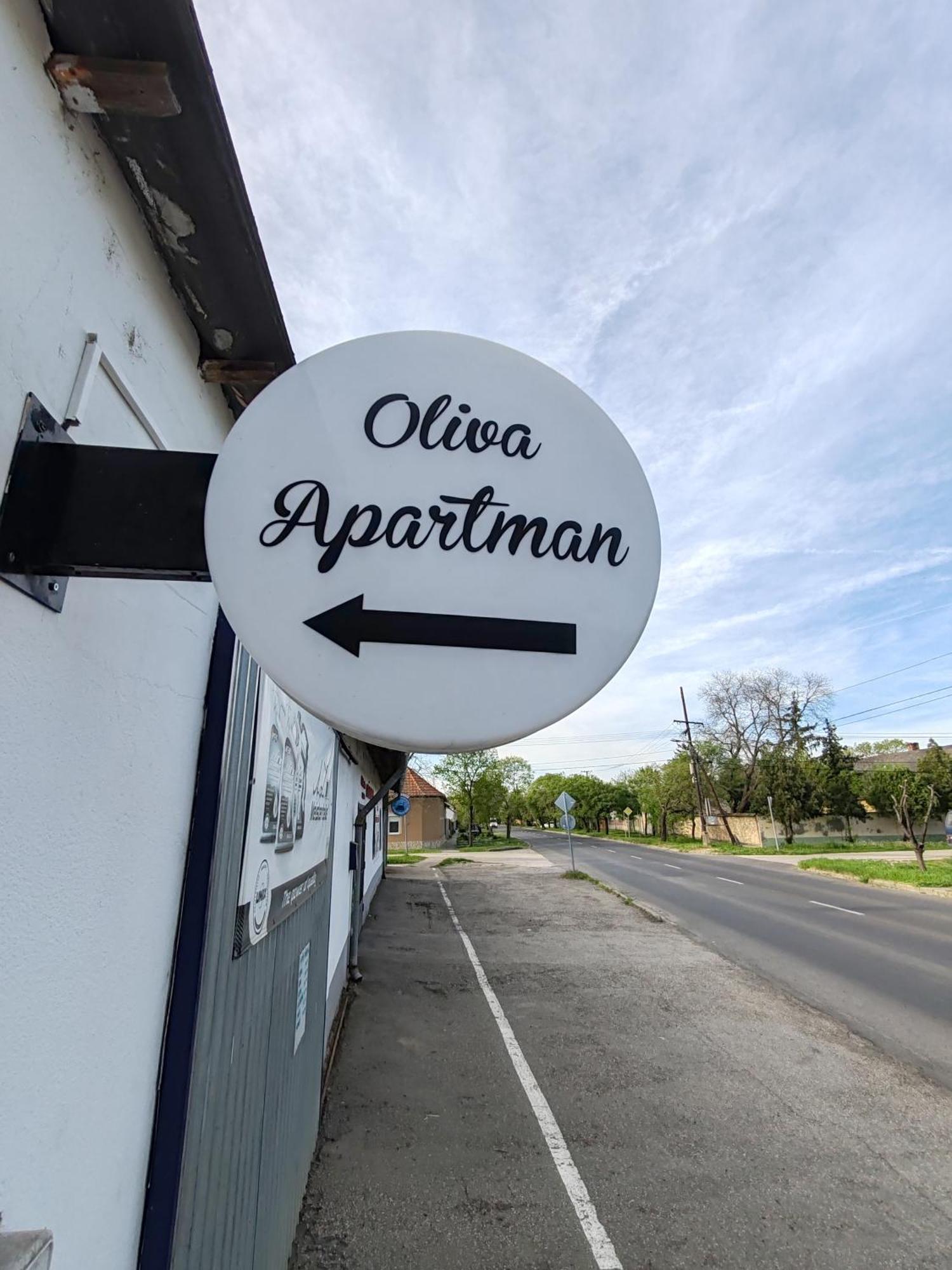 Oliva Apartman Makó Exteriör bild